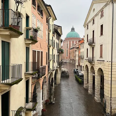 Il Campanile * Βιτσέντζα